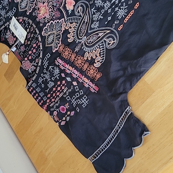 Johnny Was Vanna Embroidered Blouse - Picture 11 of 12
